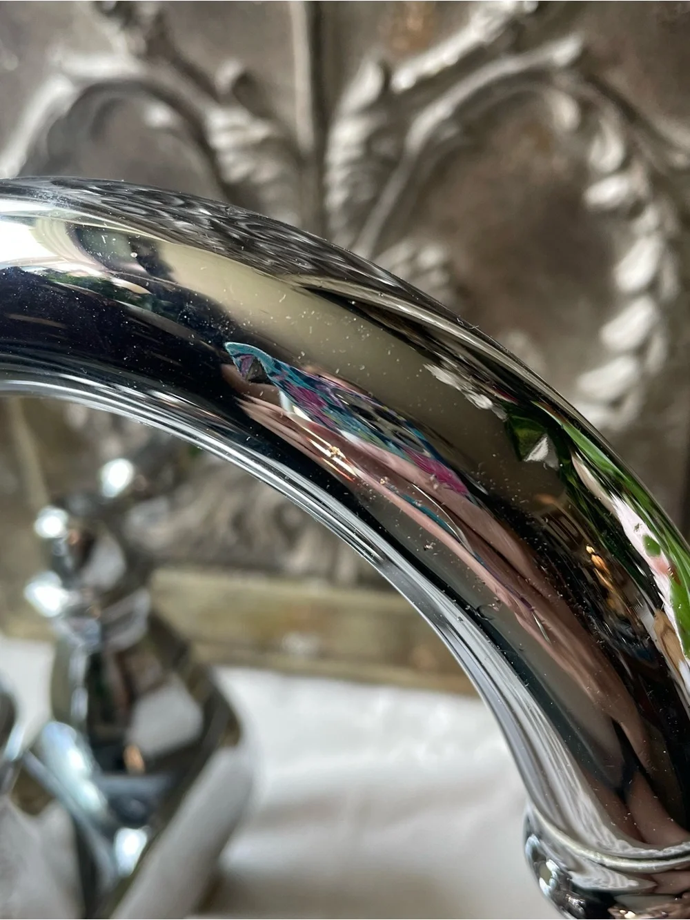 Peerless bathroom sink Faucet silver